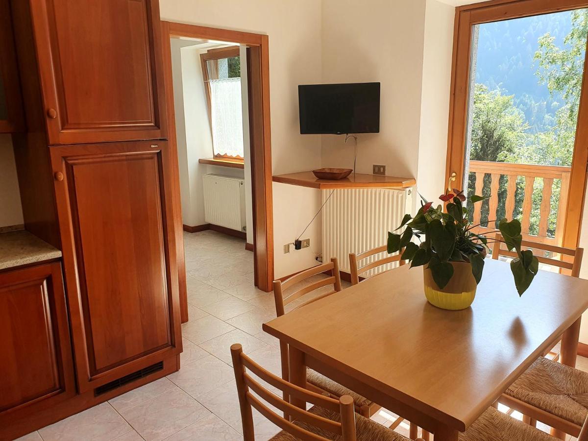 Villa Paradiso Parolari Tenno Buitenkant foto