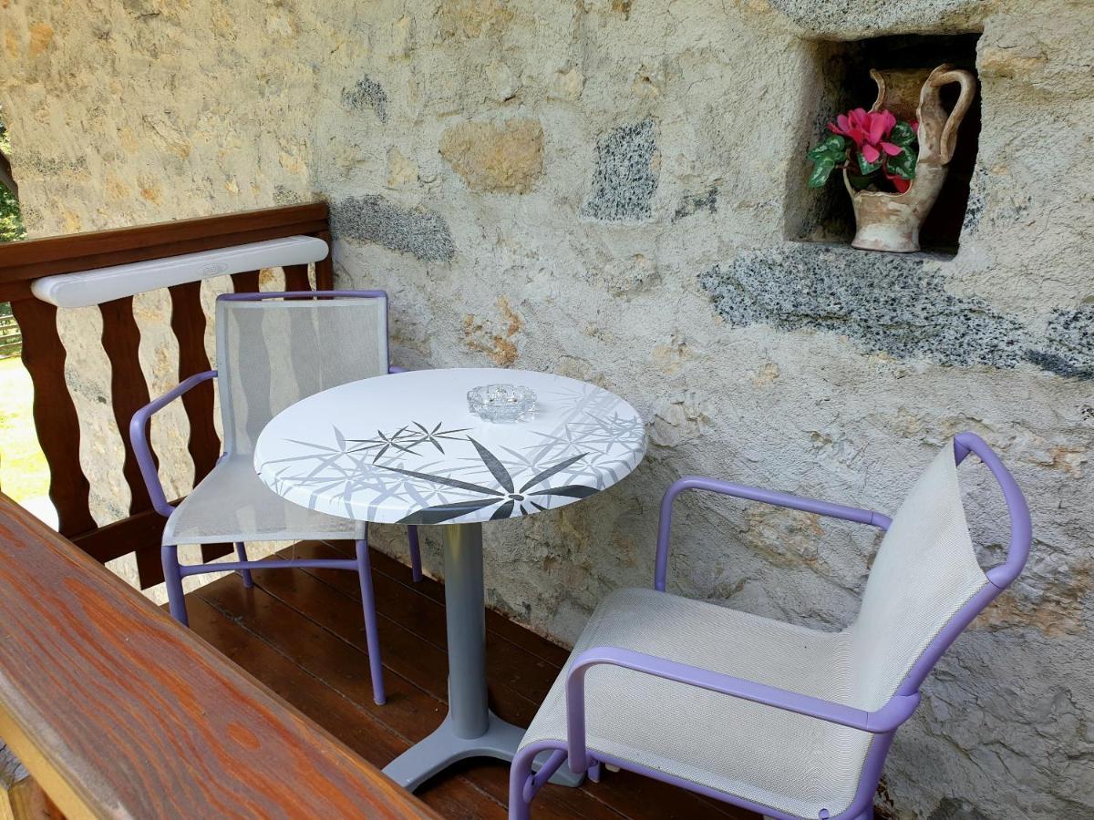 Villa Paradiso Parolari Tenno Buitenkant foto