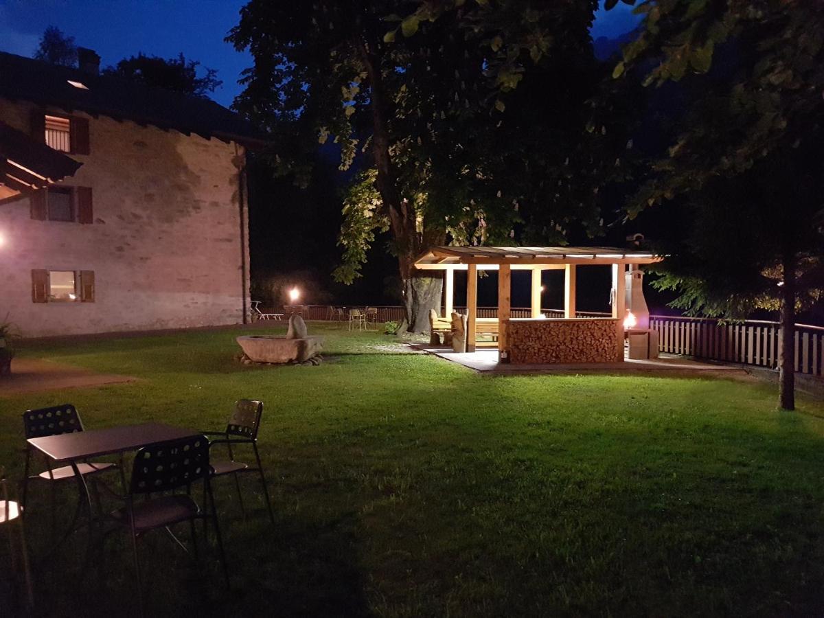 Villa Paradiso Parolari Tenno Buitenkant foto